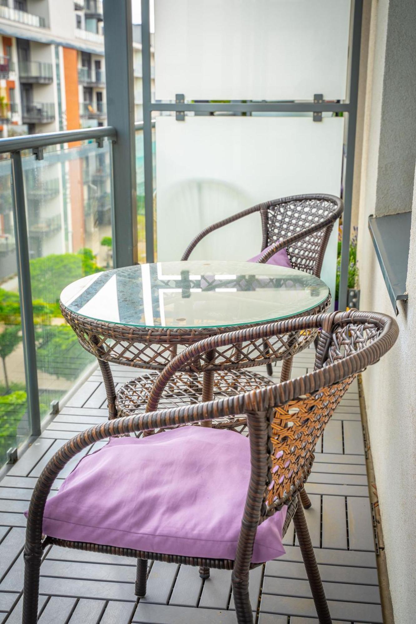 Apartament Z Antresola Nowa Papiernia Vratislav Exteriér fotografie