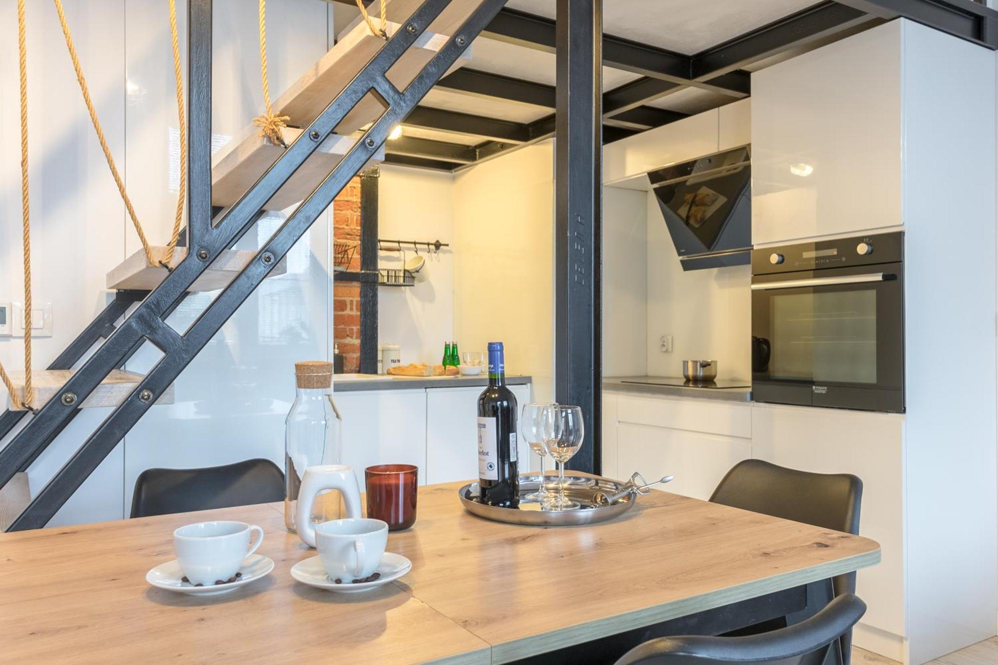 Apartament Z Antresola Nowa Papiernia Vratislav Exteriér fotografie